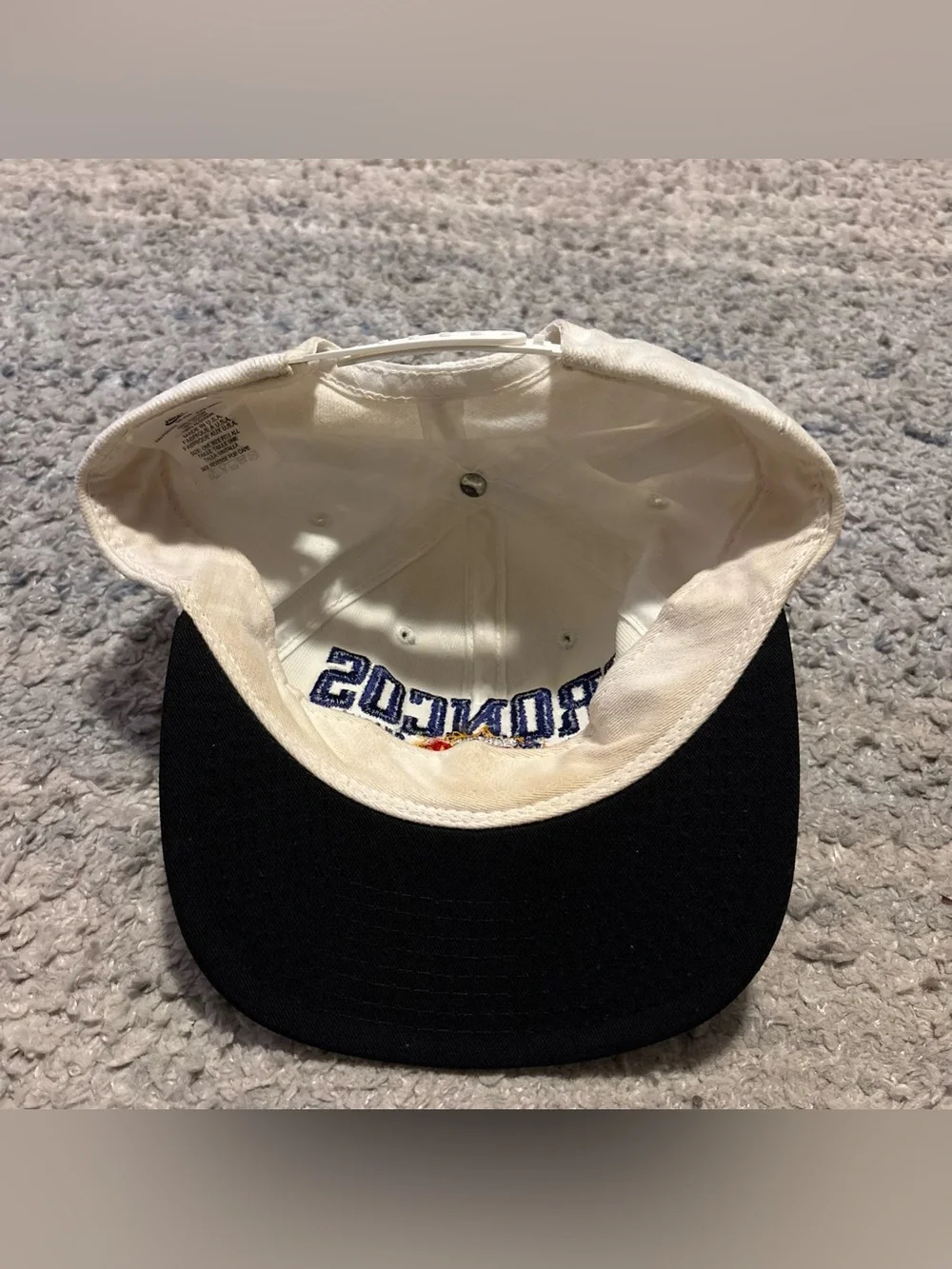 Vintage 90s Nike Denver Broncos Super Bowl XXXIII Champions Snapback Made in USA